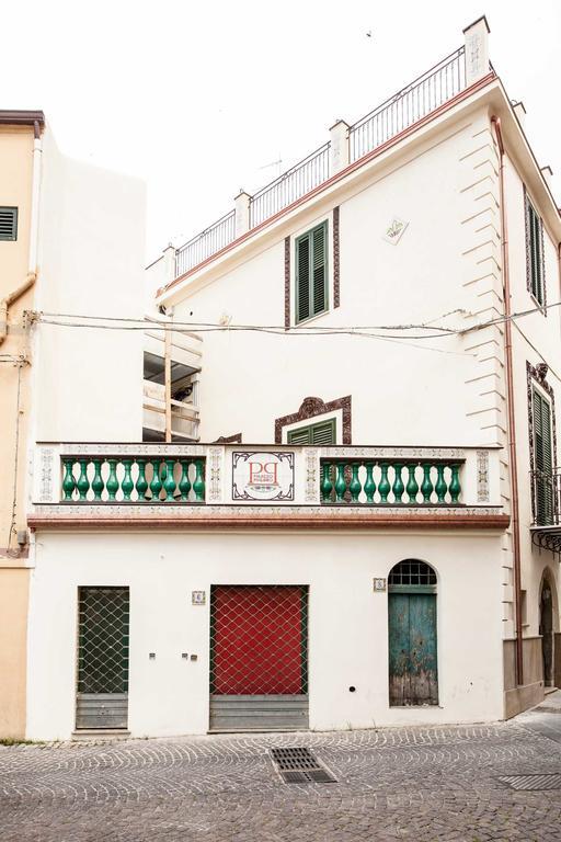 Palazzo Pagliaro Hotell Santo Stefano di Camastra Eksteriør bilde