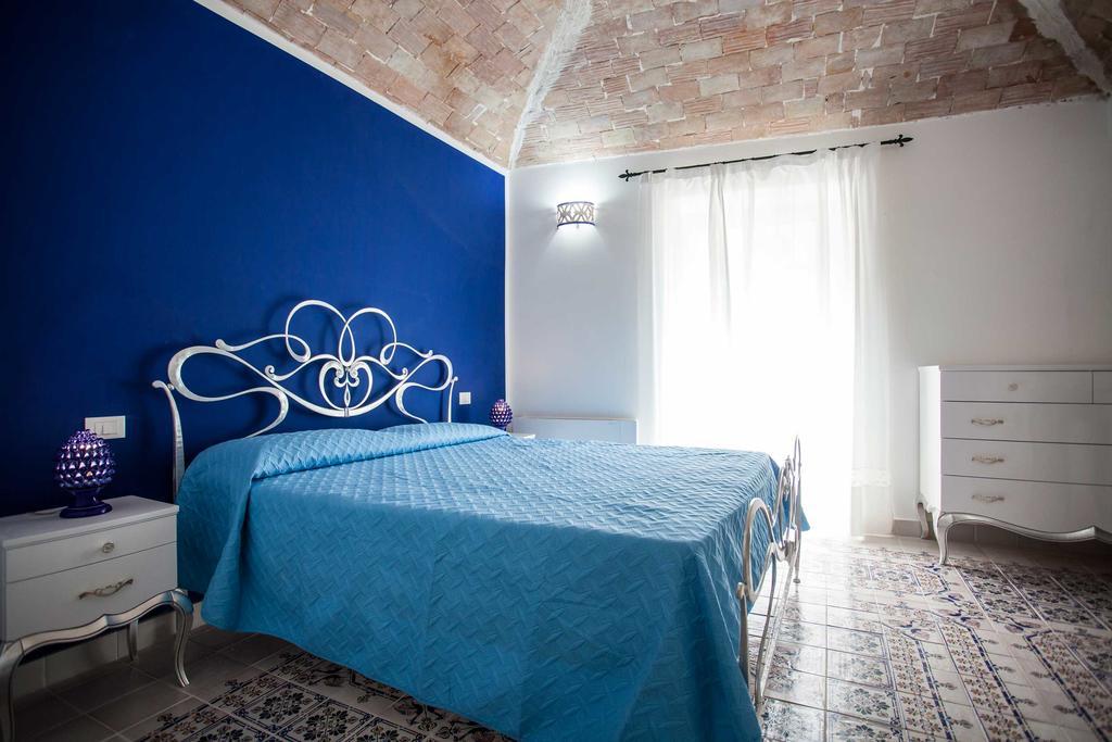Palazzo Pagliaro Hotell Santo Stefano di Camastra Eksteriør bilde