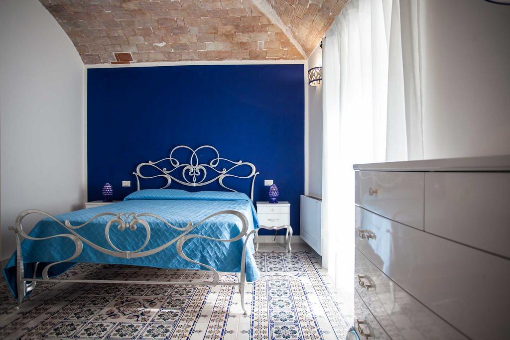 Palazzo Pagliaro Hotell Santo Stefano di Camastra Eksteriør bilde