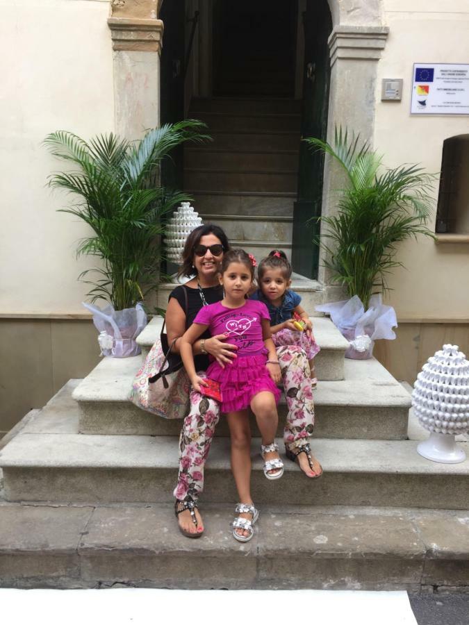 Palazzo Pagliaro Hotell Santo Stefano di Camastra Eksteriør bilde